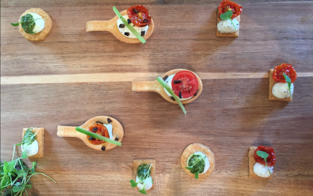 canapes, party food
